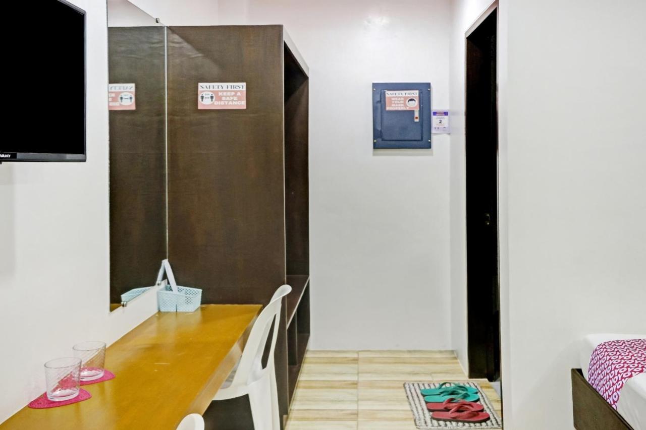 Oyo 869 Jnv Dream Hotel Subic Esterno foto